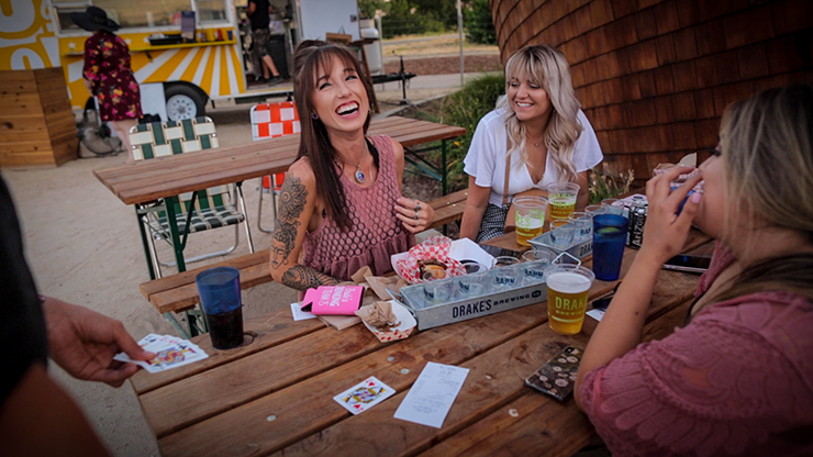 Princess Card Trick (Gimmicks and Online Instruction) - Trick