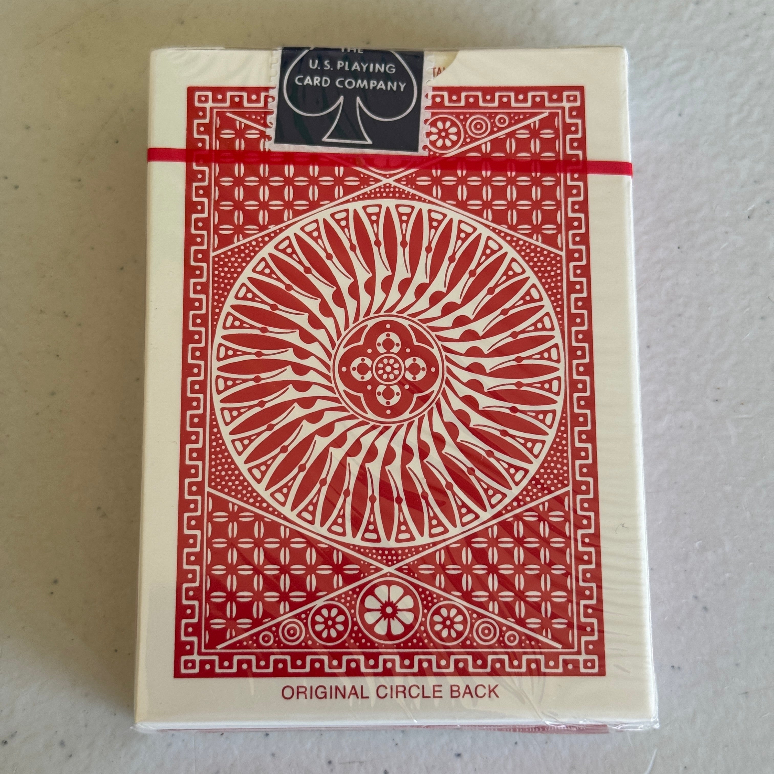 Thin Crushed Tally-Ho Circle Back (Red) Playing Cards