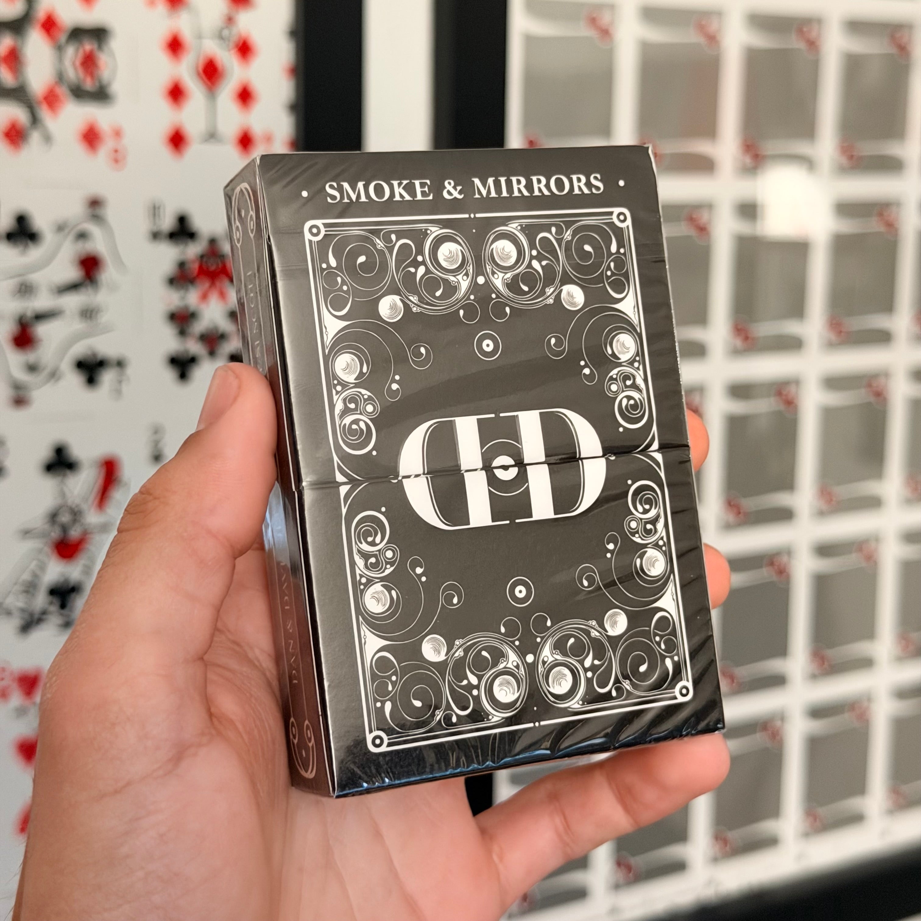 Smoke & Mirrors V8 Deluxe Edition (Black) Playing Cards