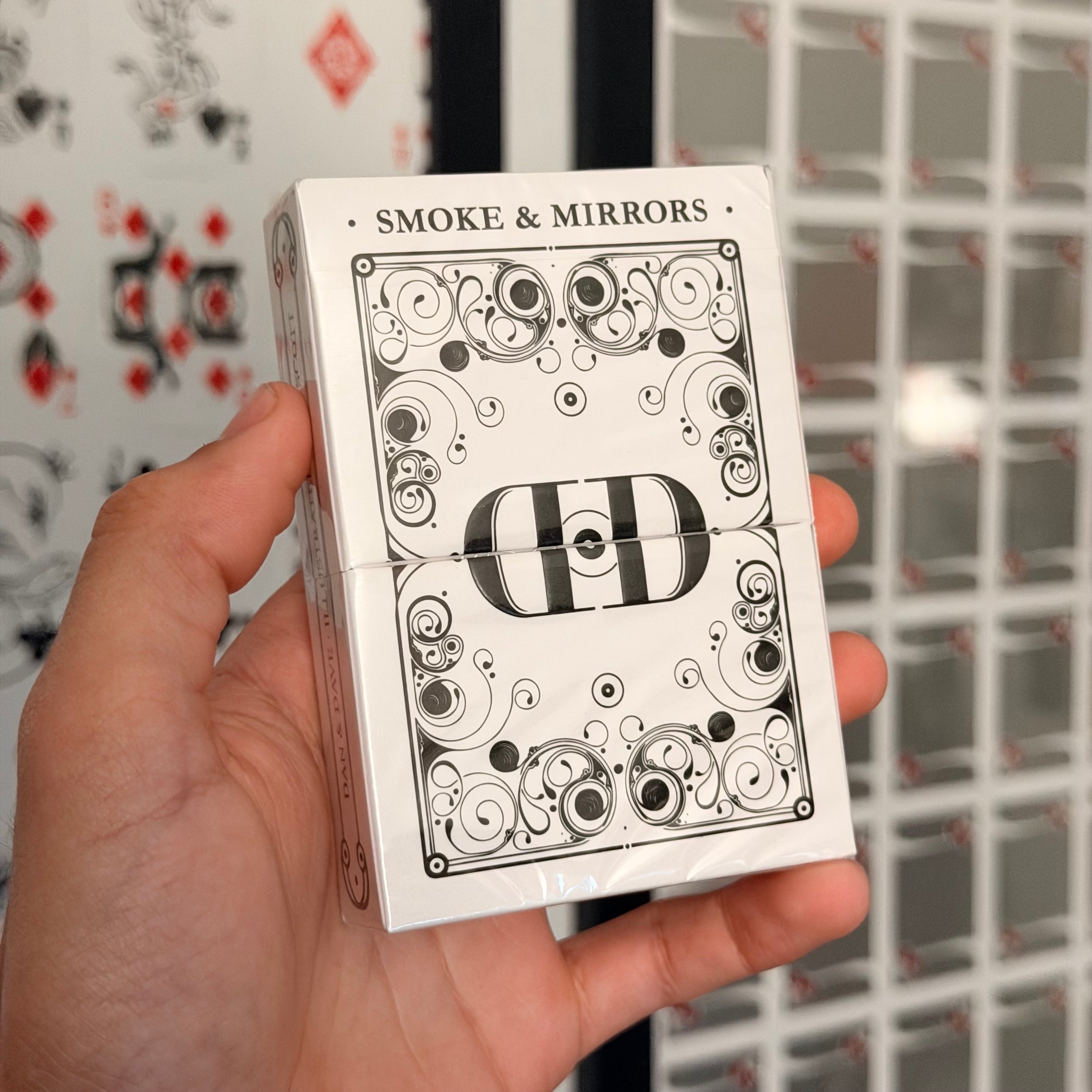 Smoke & Mirrors V8 Deluxe Edition (White) Playing Cards