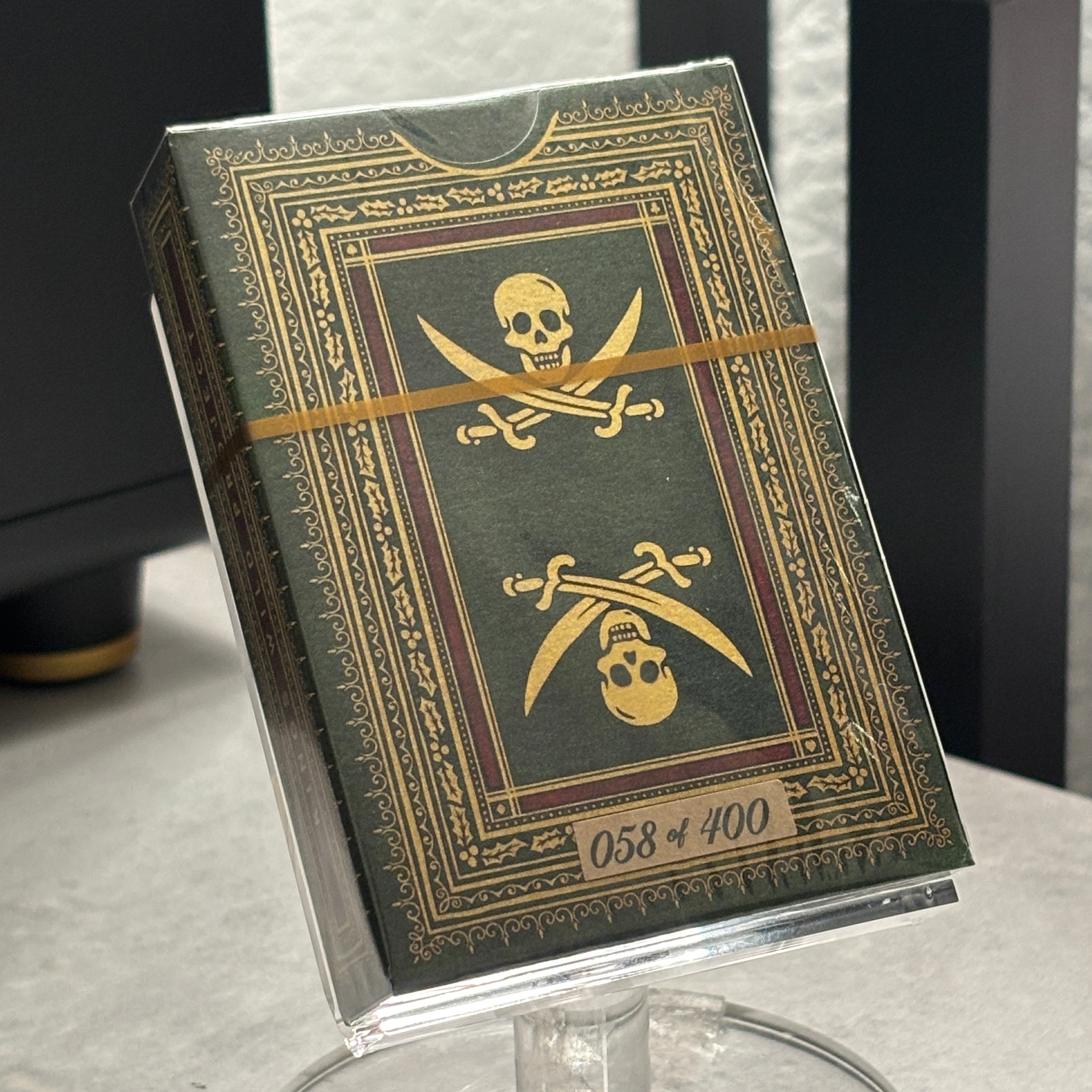 Pirate Carol (Gilded #58/400) Playing Cards