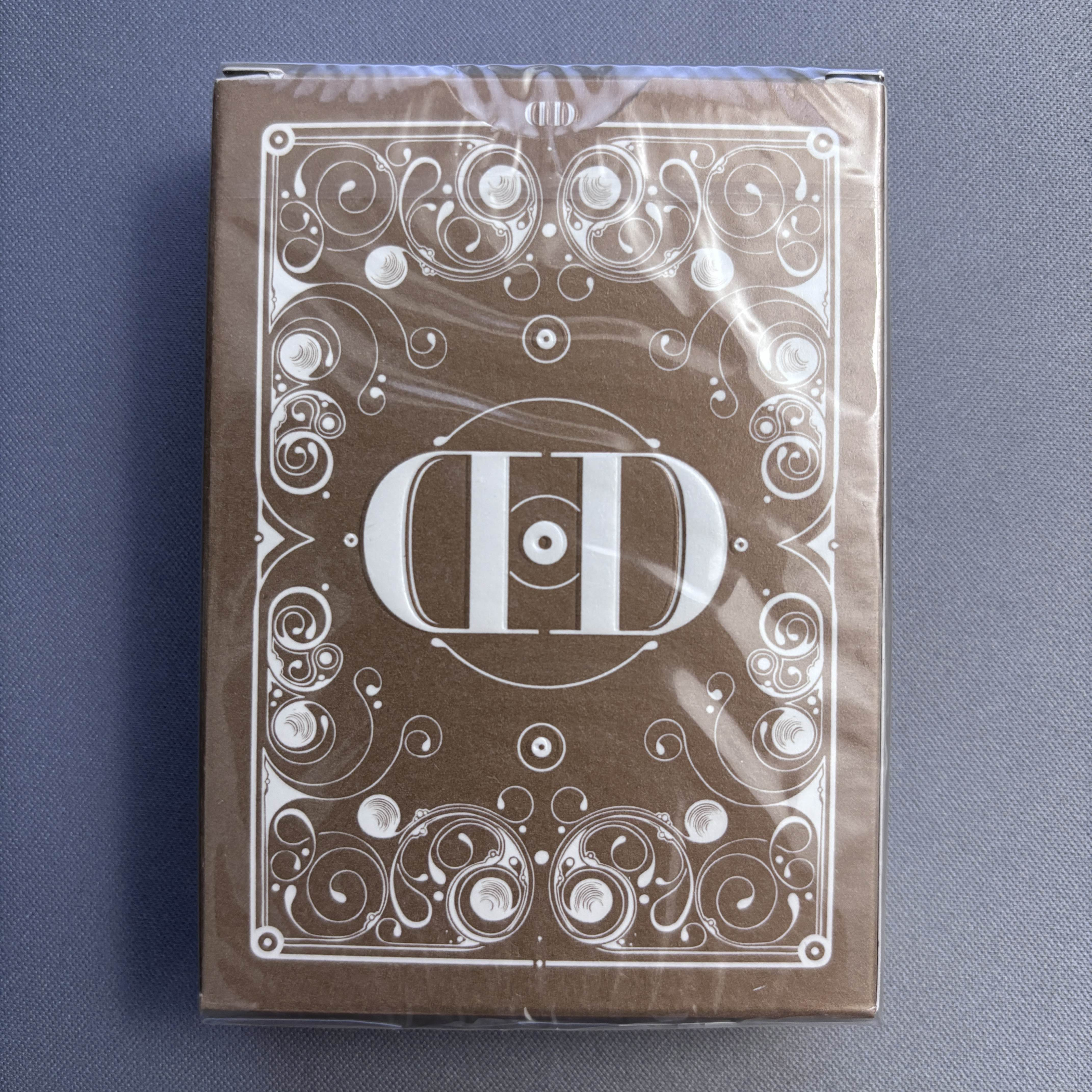 Smoke & Mirrors V8 (Gold) Playing Cards