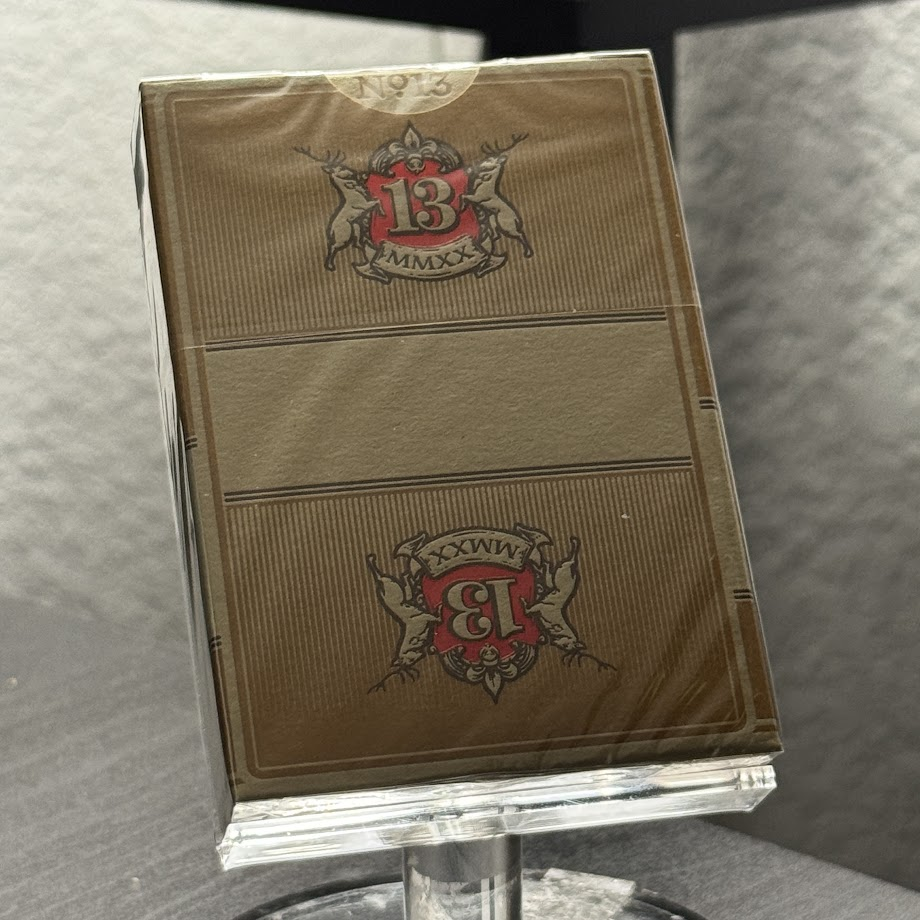 Table Players V4 ("Cavett" Gilded #102/300) Playing Cards