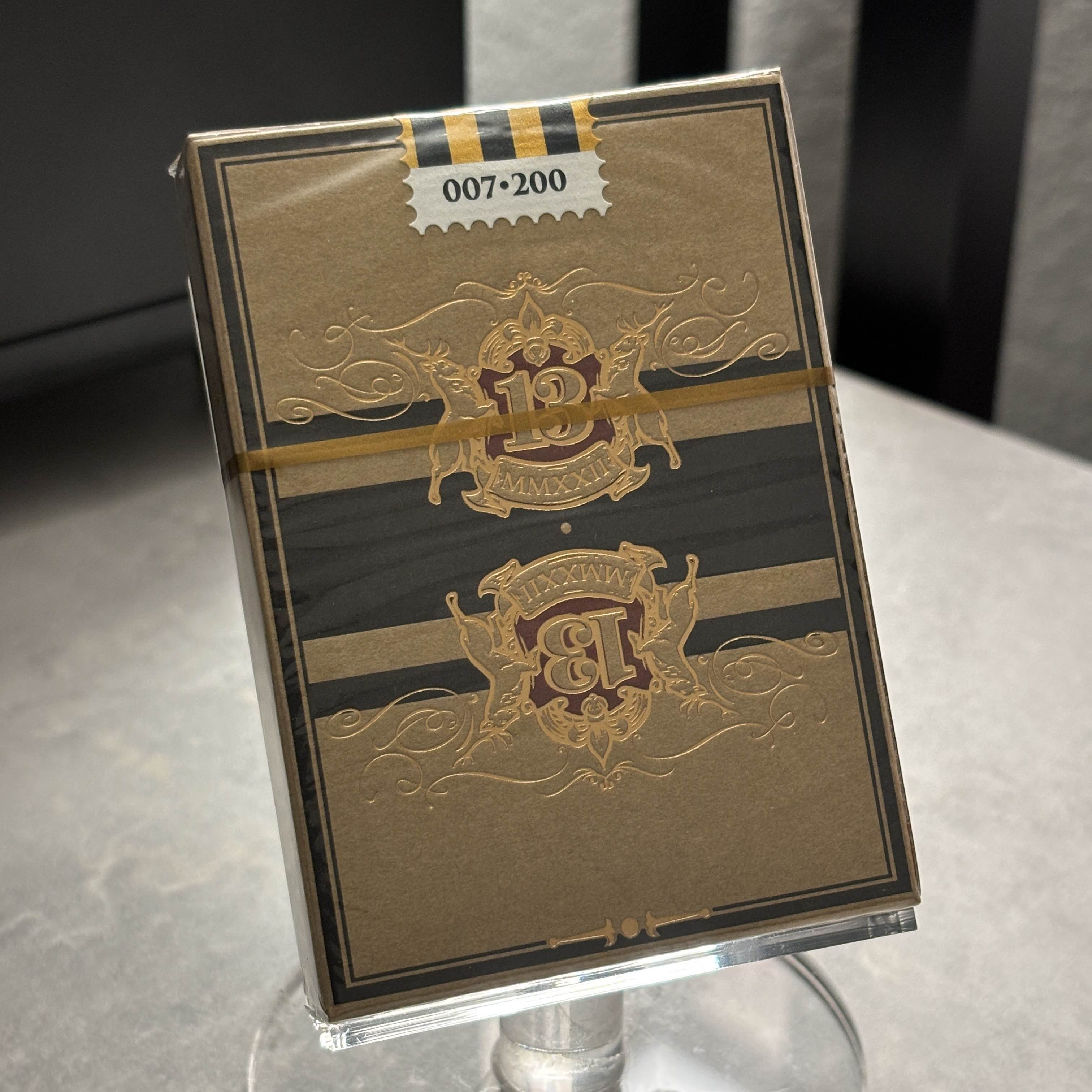 Table Players V19 (Gilded #7/200) Playing Cards