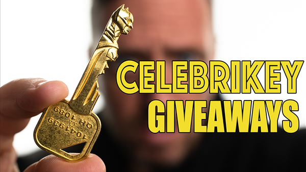 Celebrikey BATMAN (GIVEAWAY KEY 10 pk.) by Matthew Wright - Trick