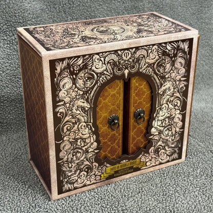 Gate of Horn & Ivory Limited Collector Box [AUCTION]