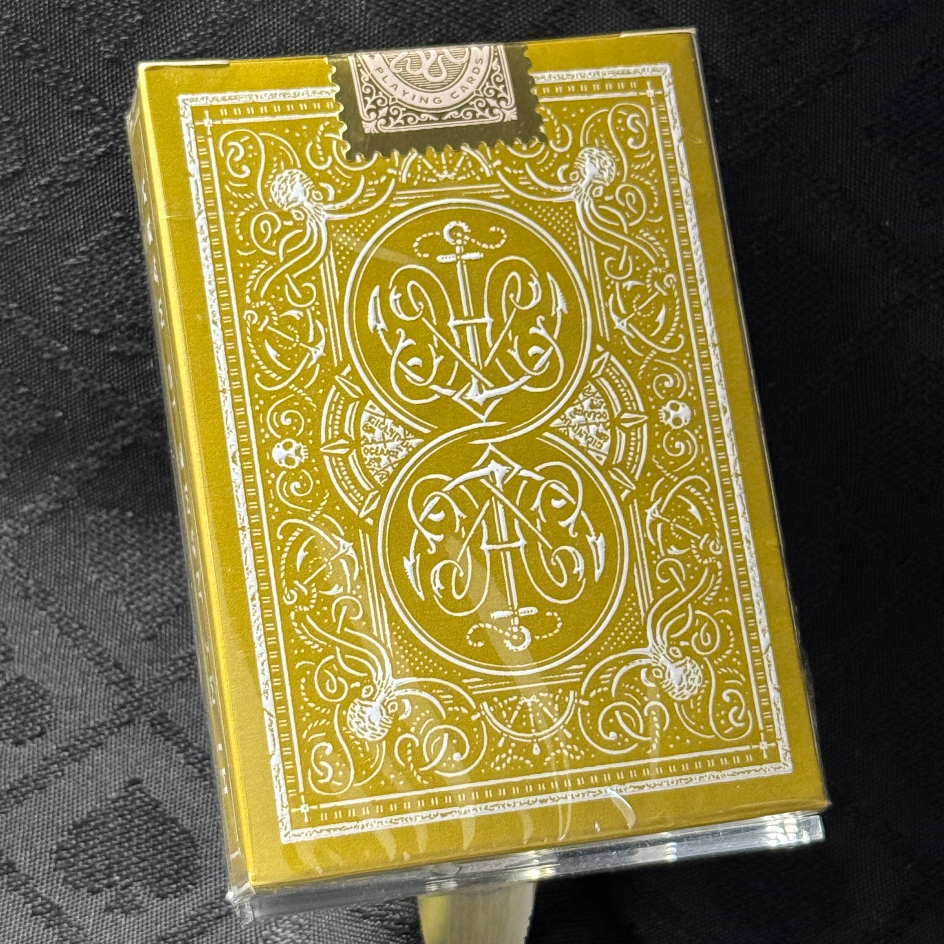 HMNIM Gold Playing Cards