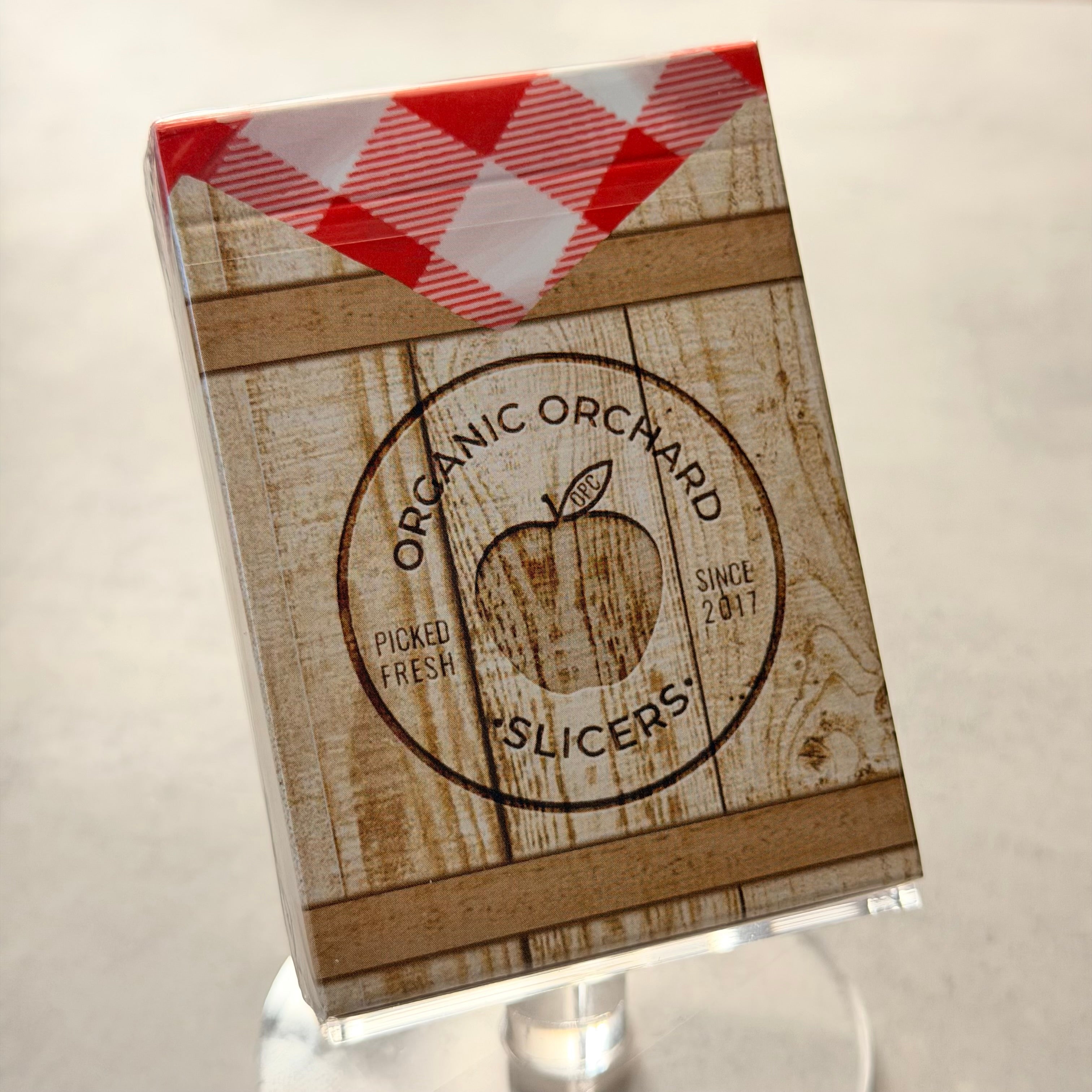 Slicers Placing Cards