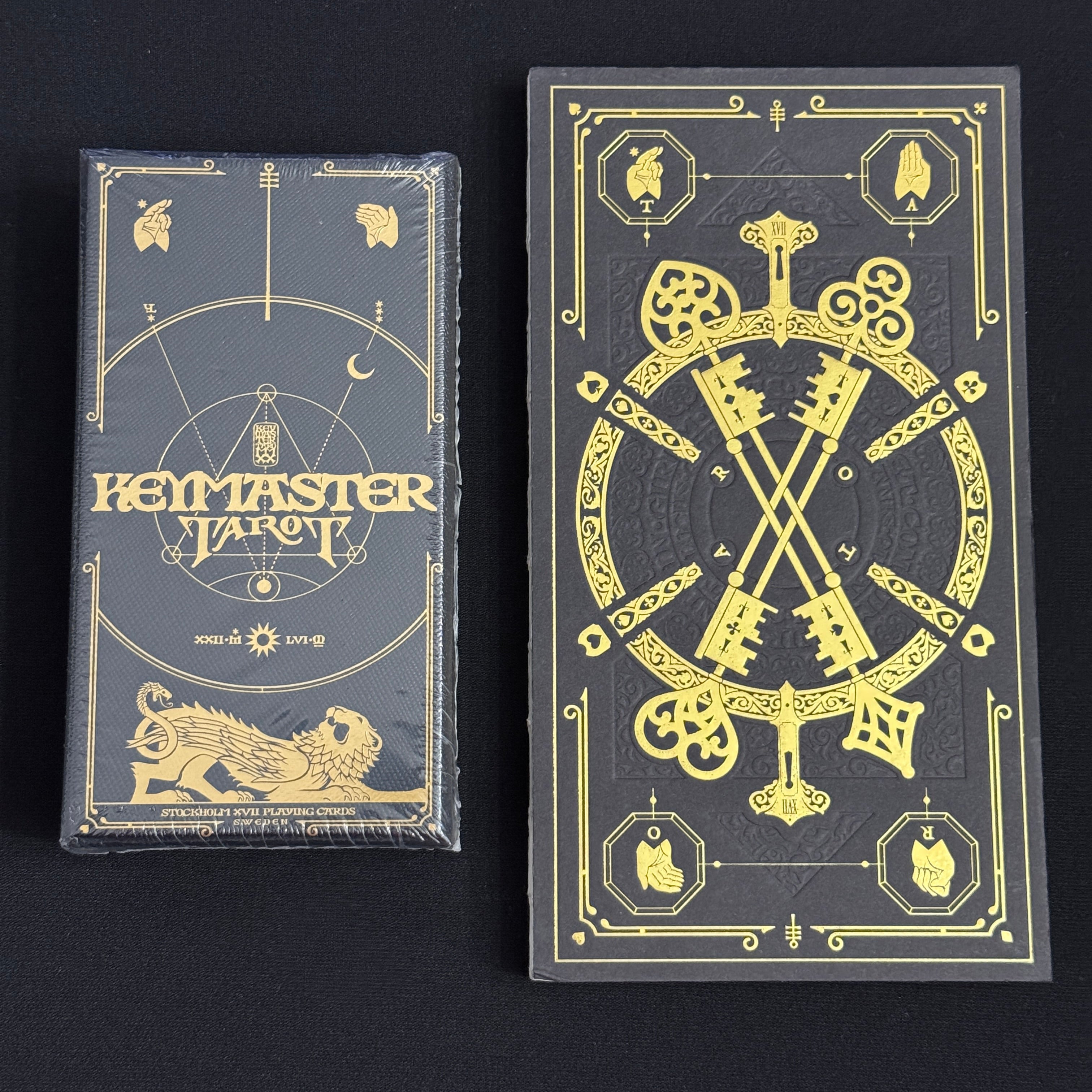 Keymaster Tarot Superior w/ Book [AUCTION]