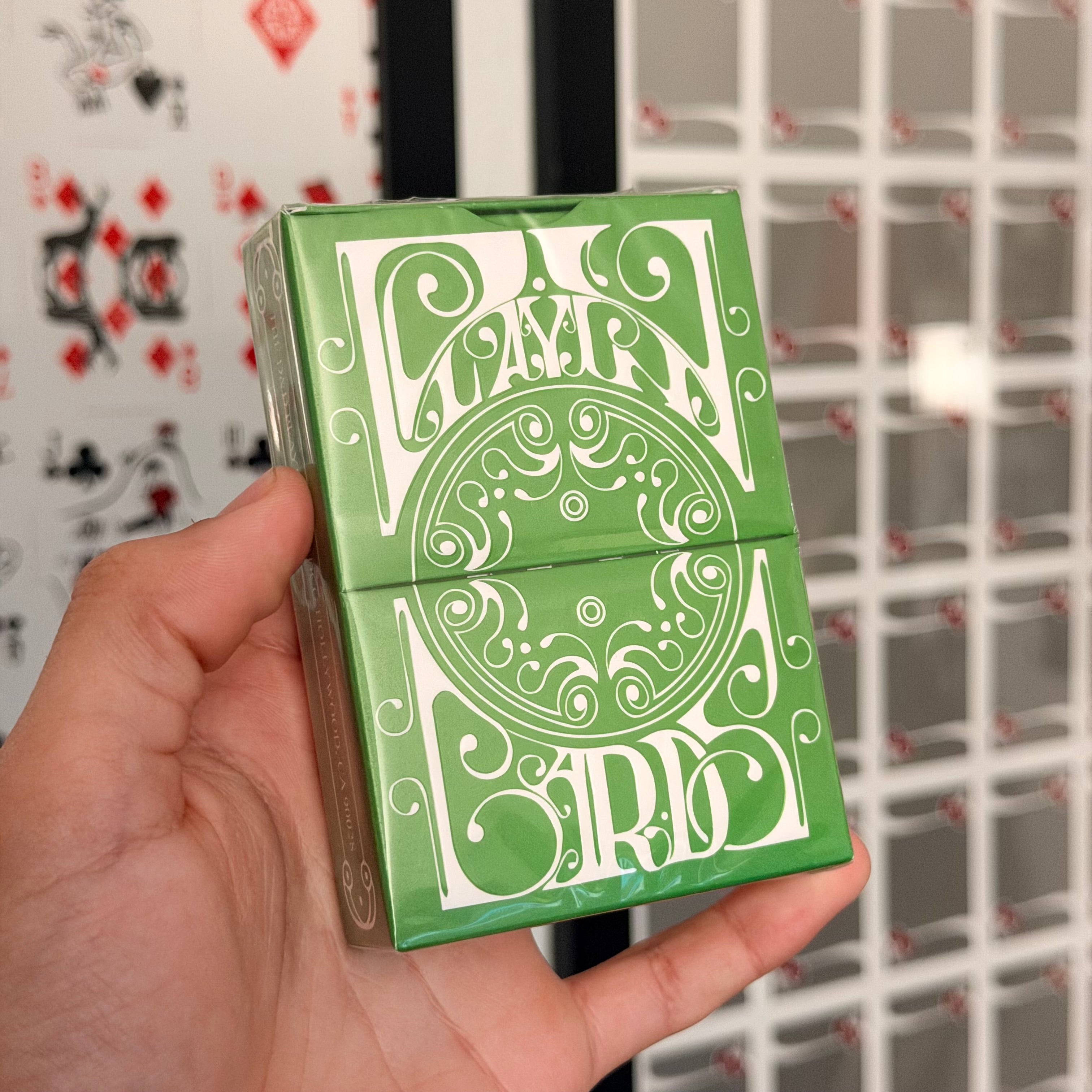 Smoke & Mirrors V8 Deluxe Edition (Green) Playing Cards
