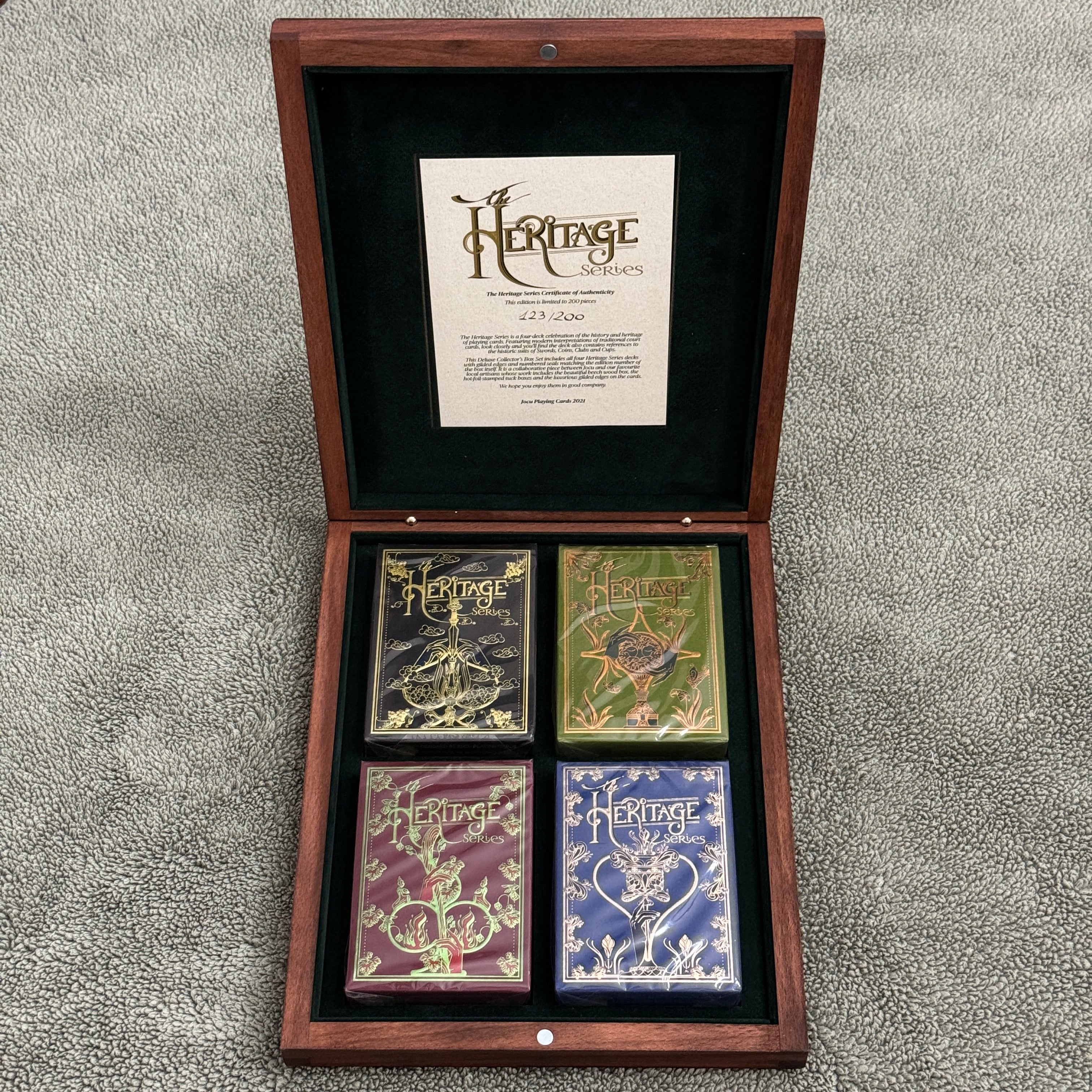 Heritage Series Deluxe Box Set (#123/200) [AUCTION]