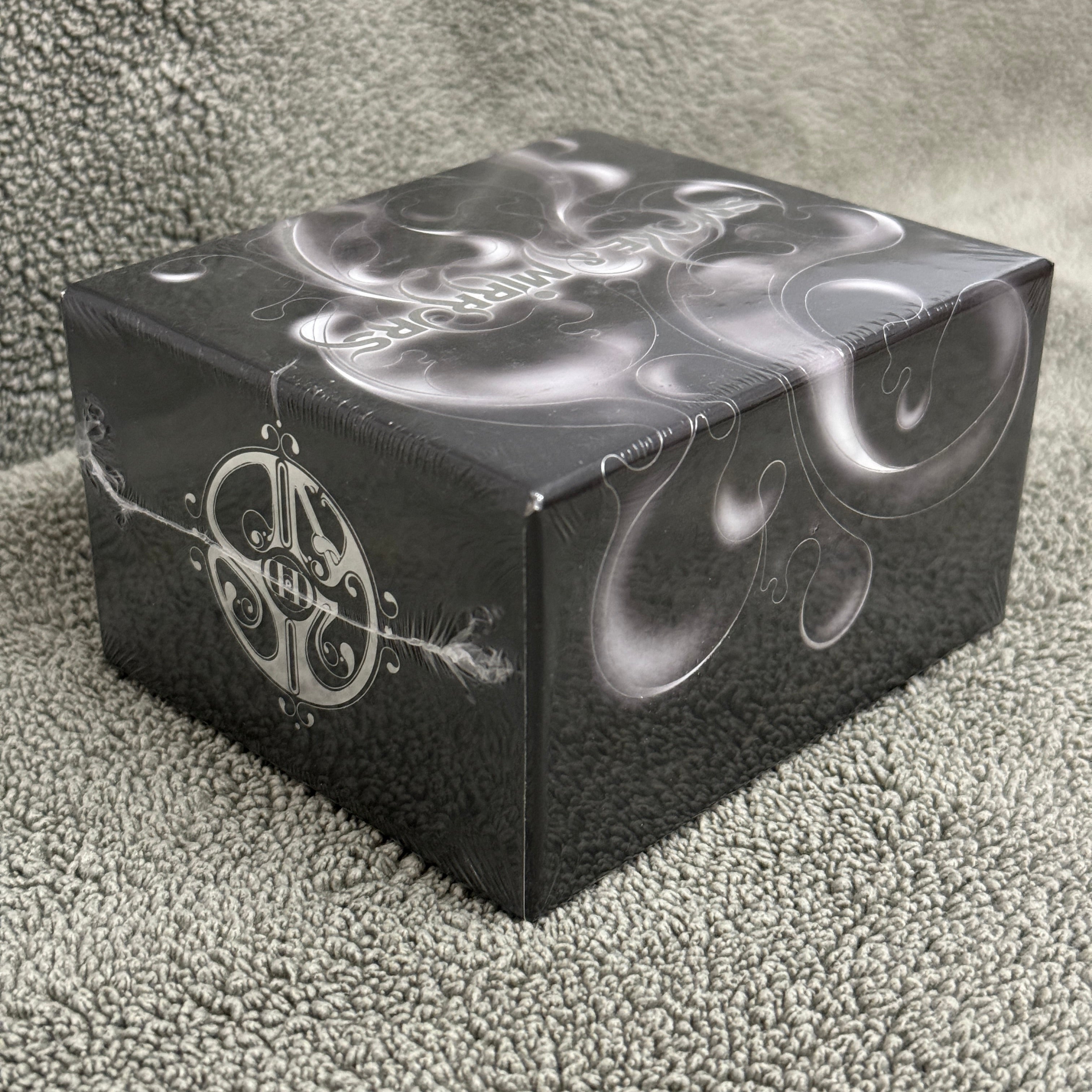 Smoke & Mirrors Deluxe Box Set [AUCTION]