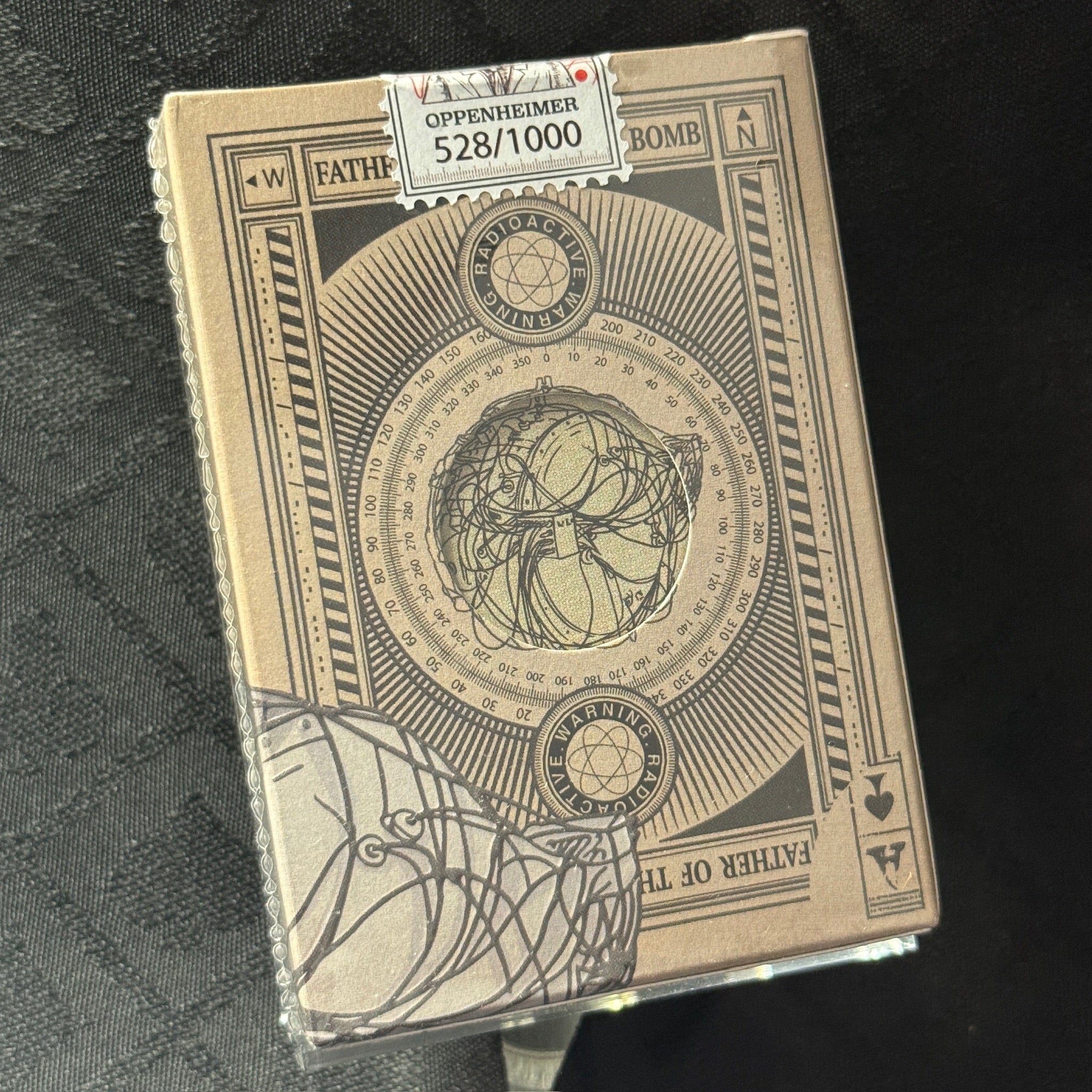 Father Of The Atomic Bomb: Oppenheimer (Nucleus-Edition #528/1000) Playing Cards