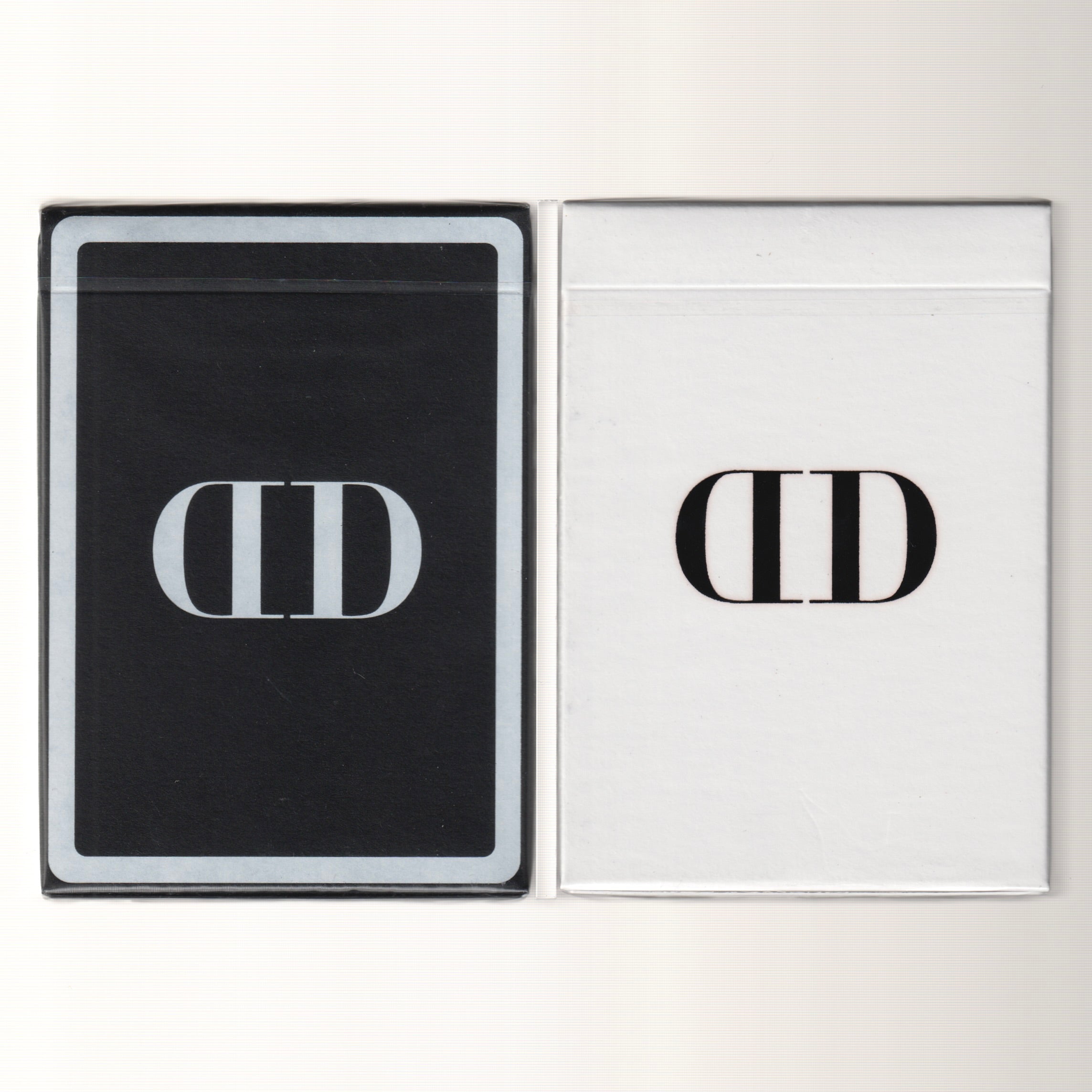 Smoke & Mirror [AUCTION]