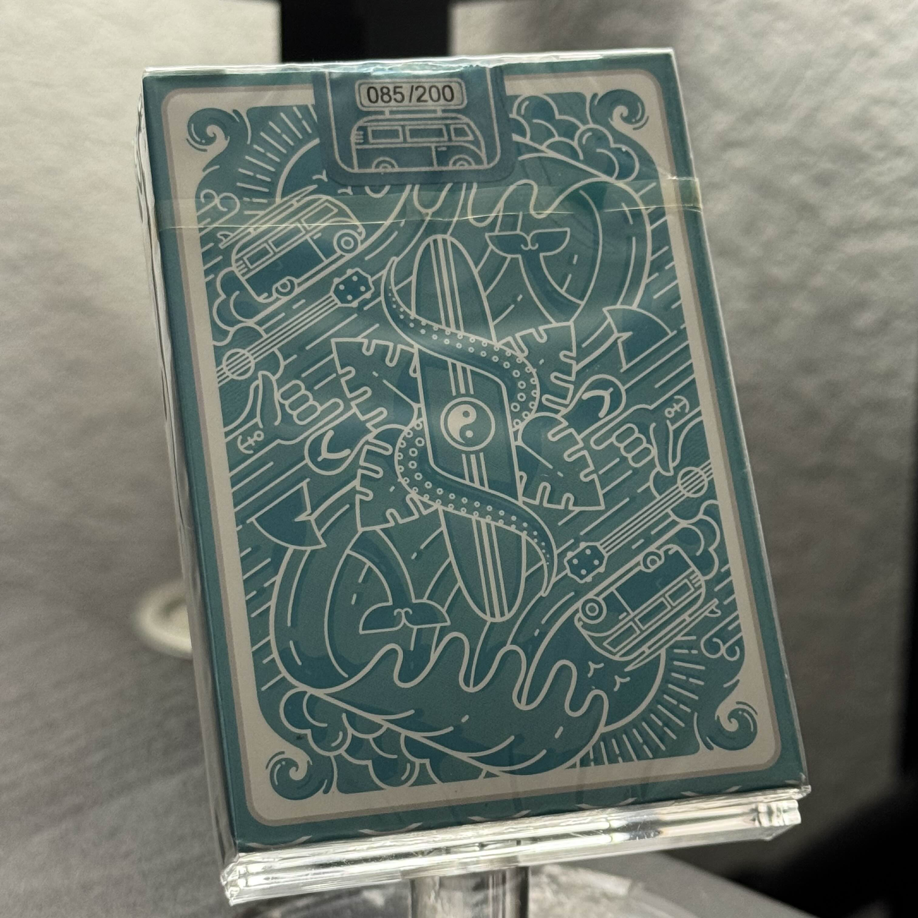 Surf (Gilded 85/200) Playing Cards