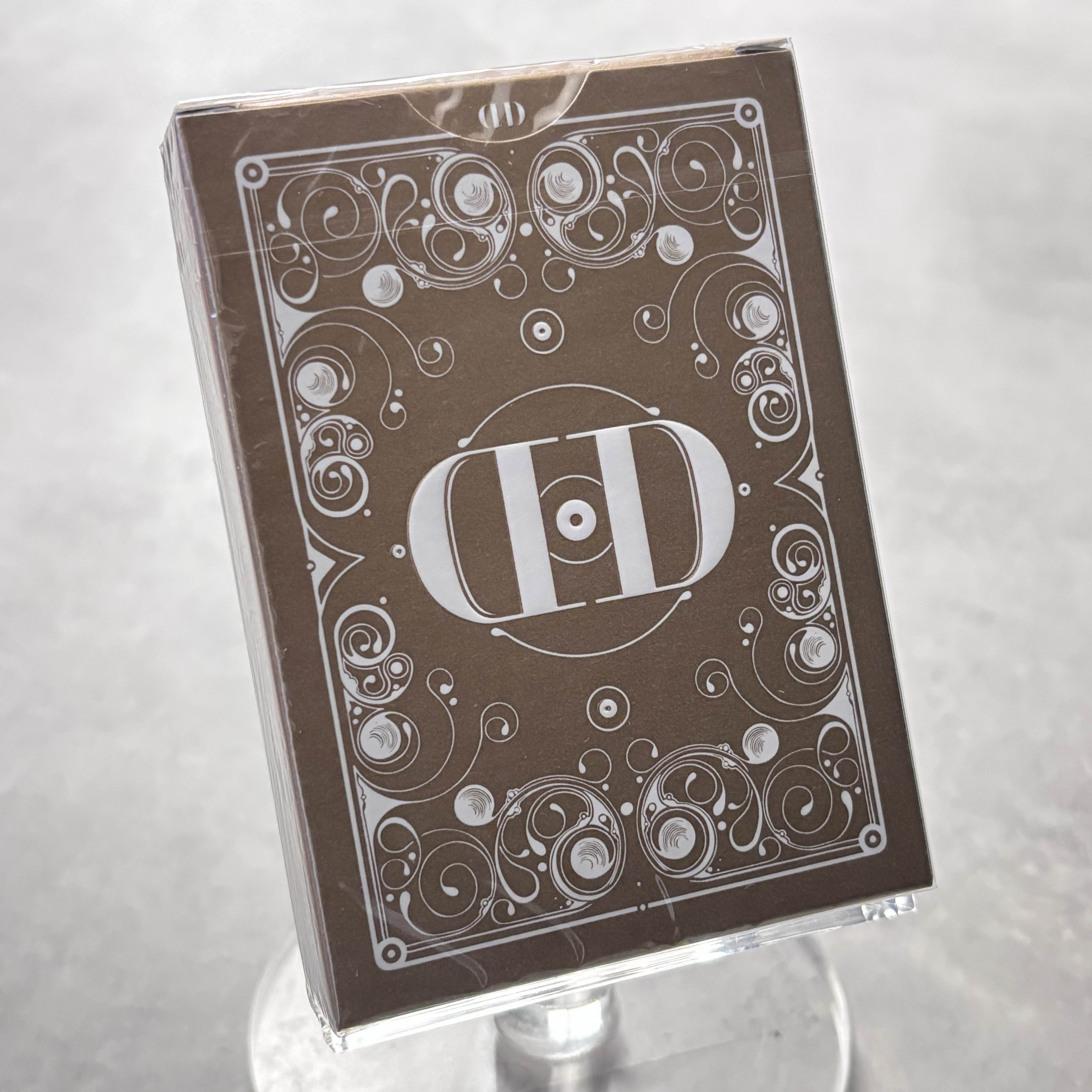 Smoke & Mirrors V8 Gold (Standard) Playing Cards