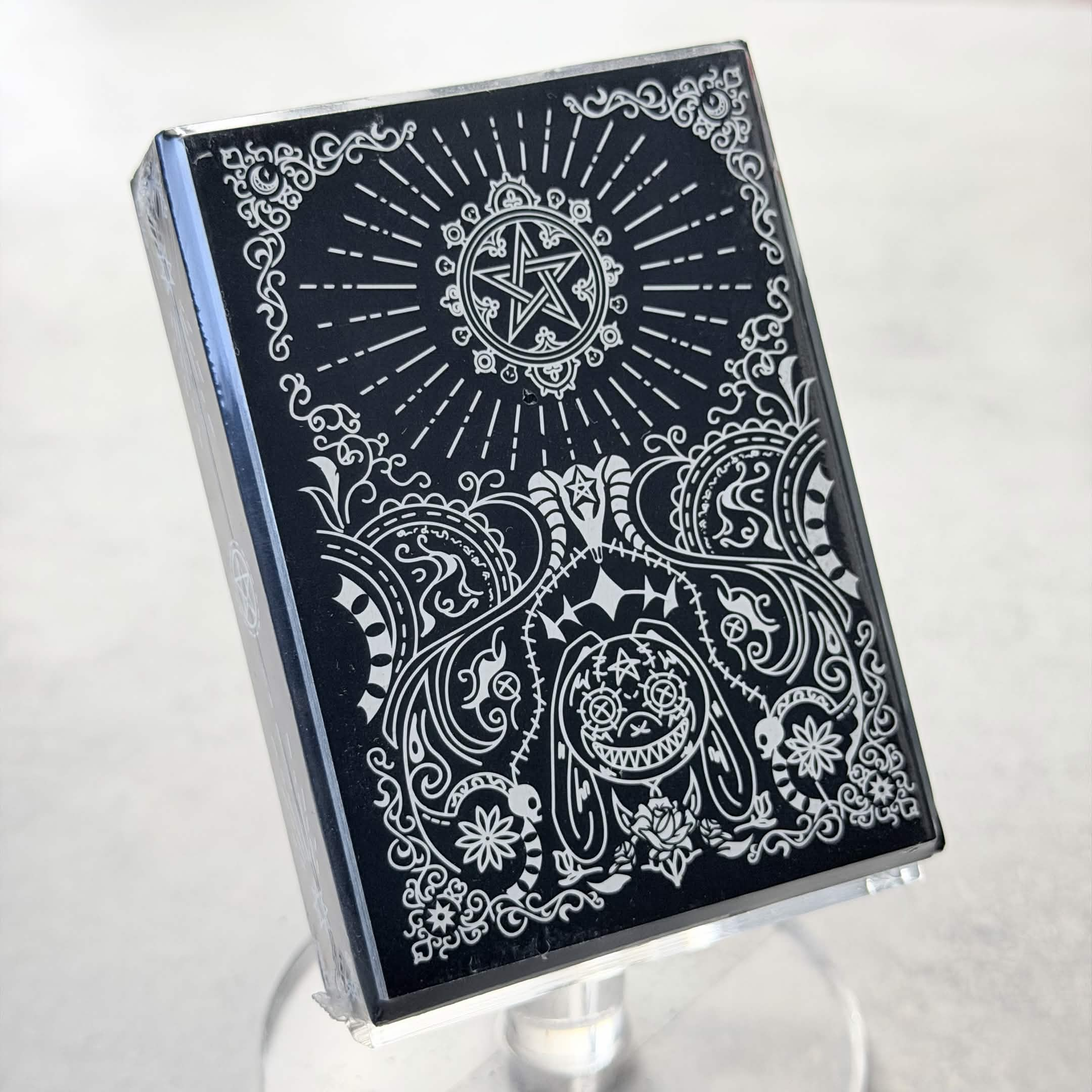 Acelion Silence V1 (Black Edition) Playing Cards