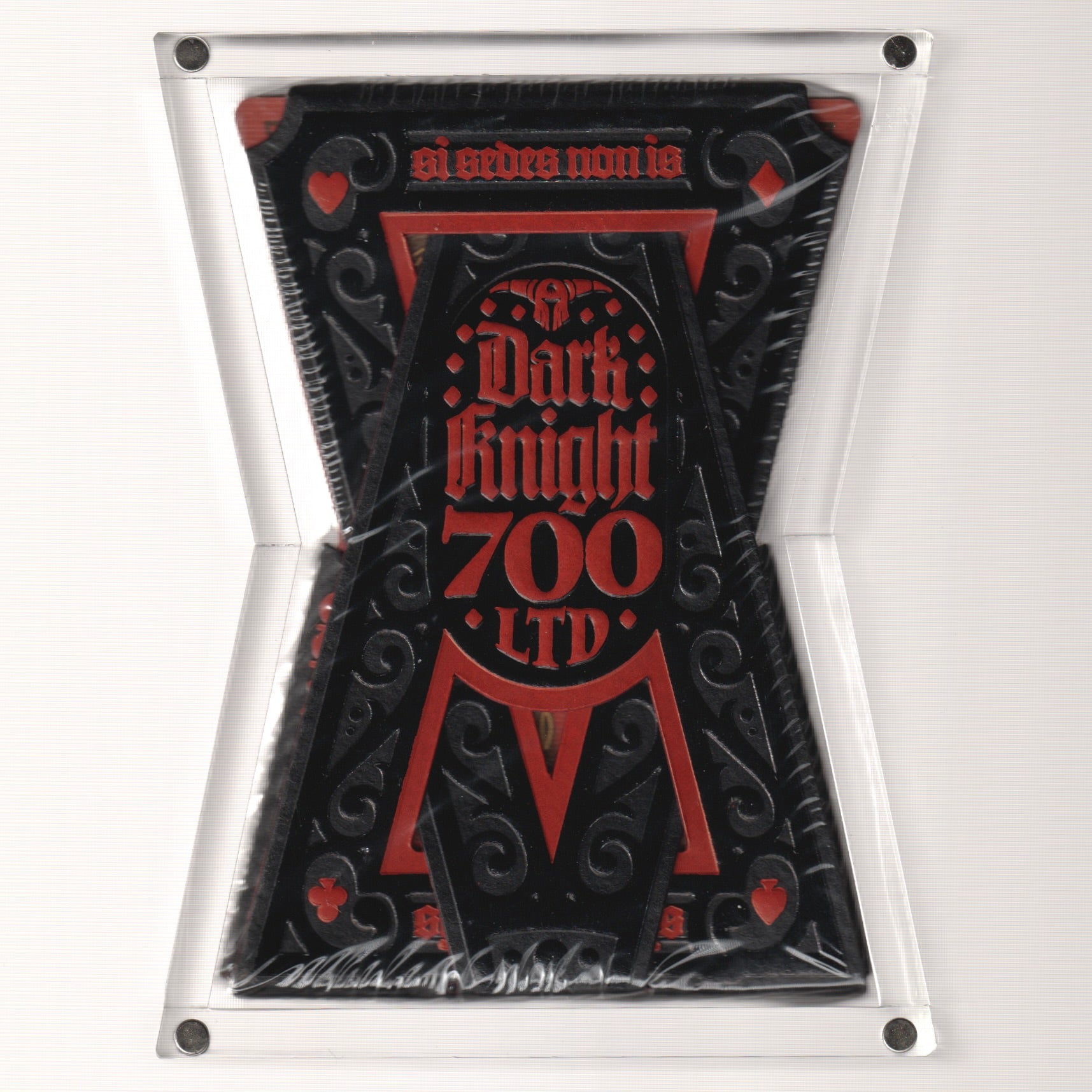 17th Kingdom Dark Knight & Carat Case [AUCTION]