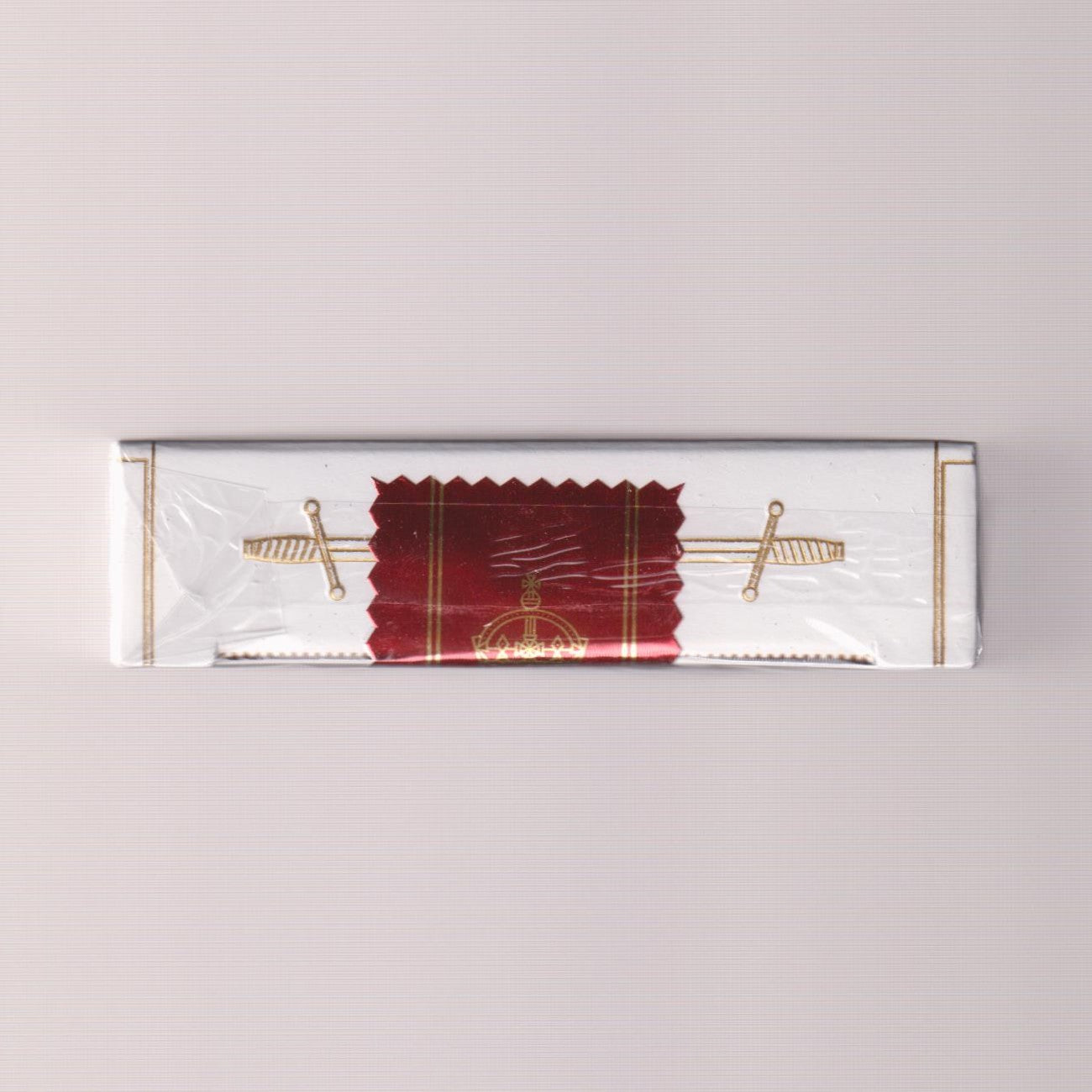 Monarchs (White/Gold V2) [AUCTION]