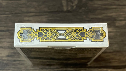 The Entertainer/52+Joker 2019 Club Deck [AUCTION - 2 WINNERS]