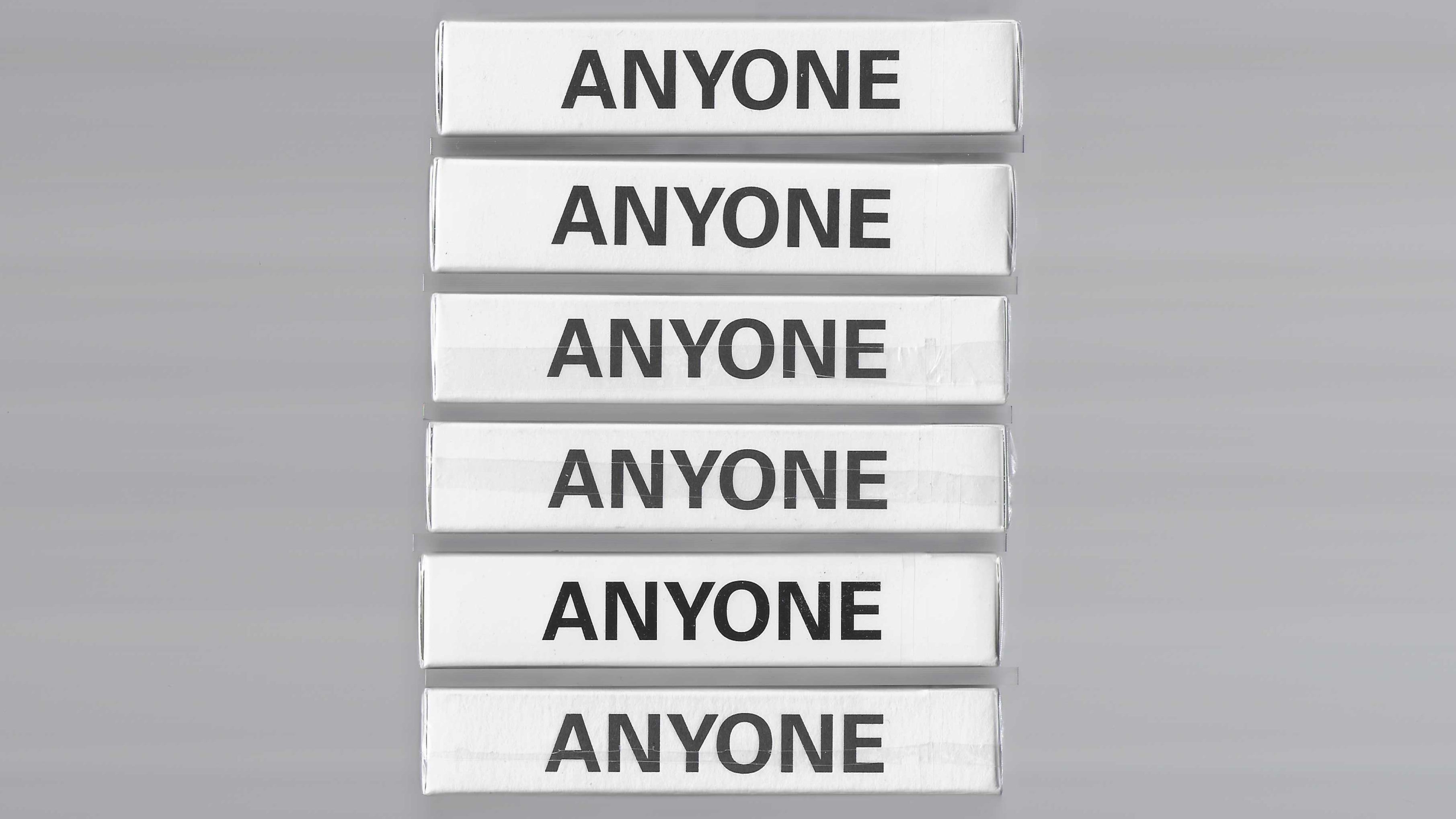 Souvenir Set & Case [AUCTION]