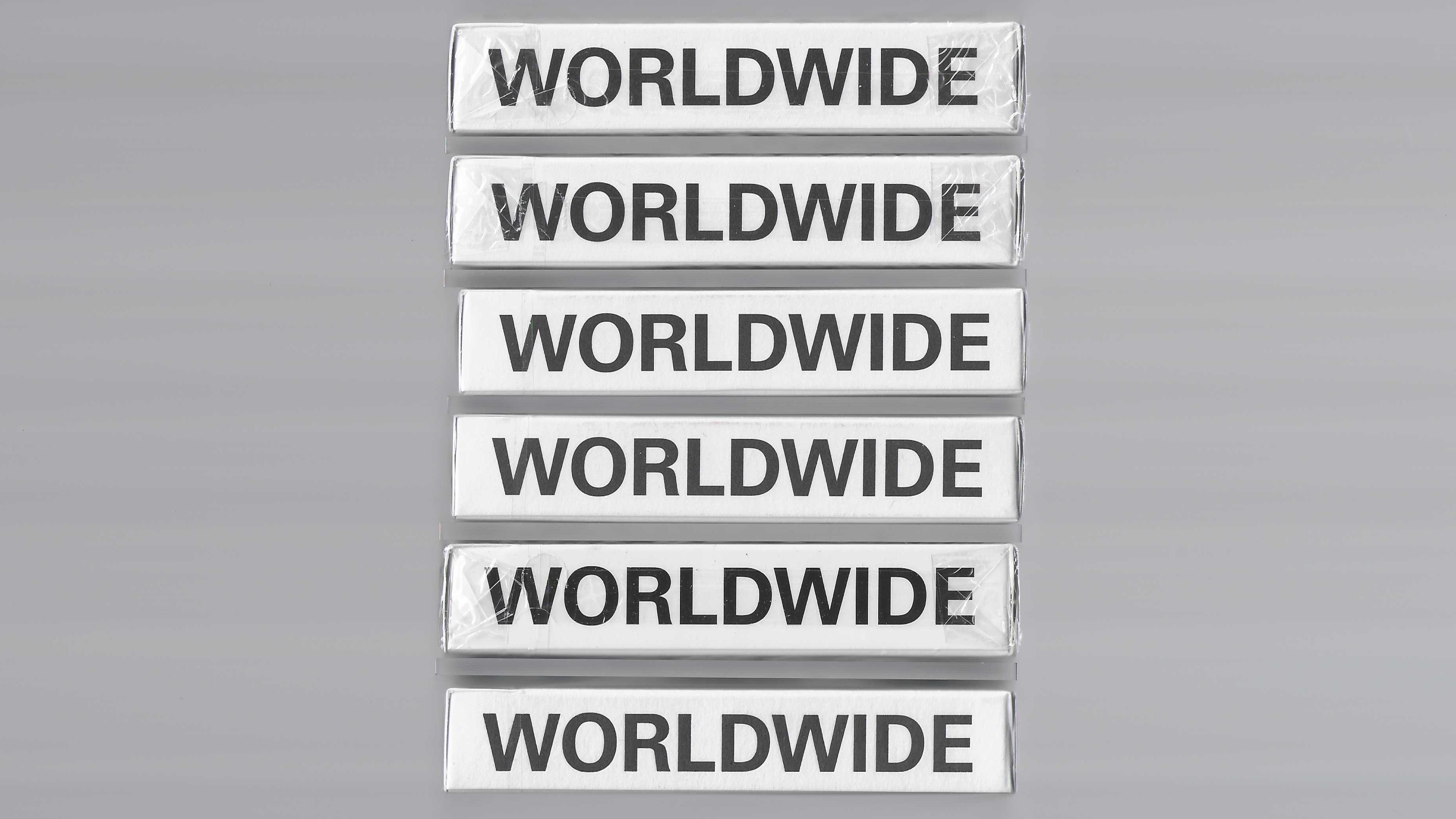 Souvenir Set & Case [AUCTION]